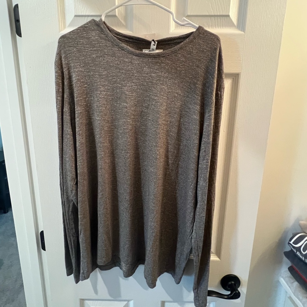 Men’s grey calibrate long sleeve t shirt size XL